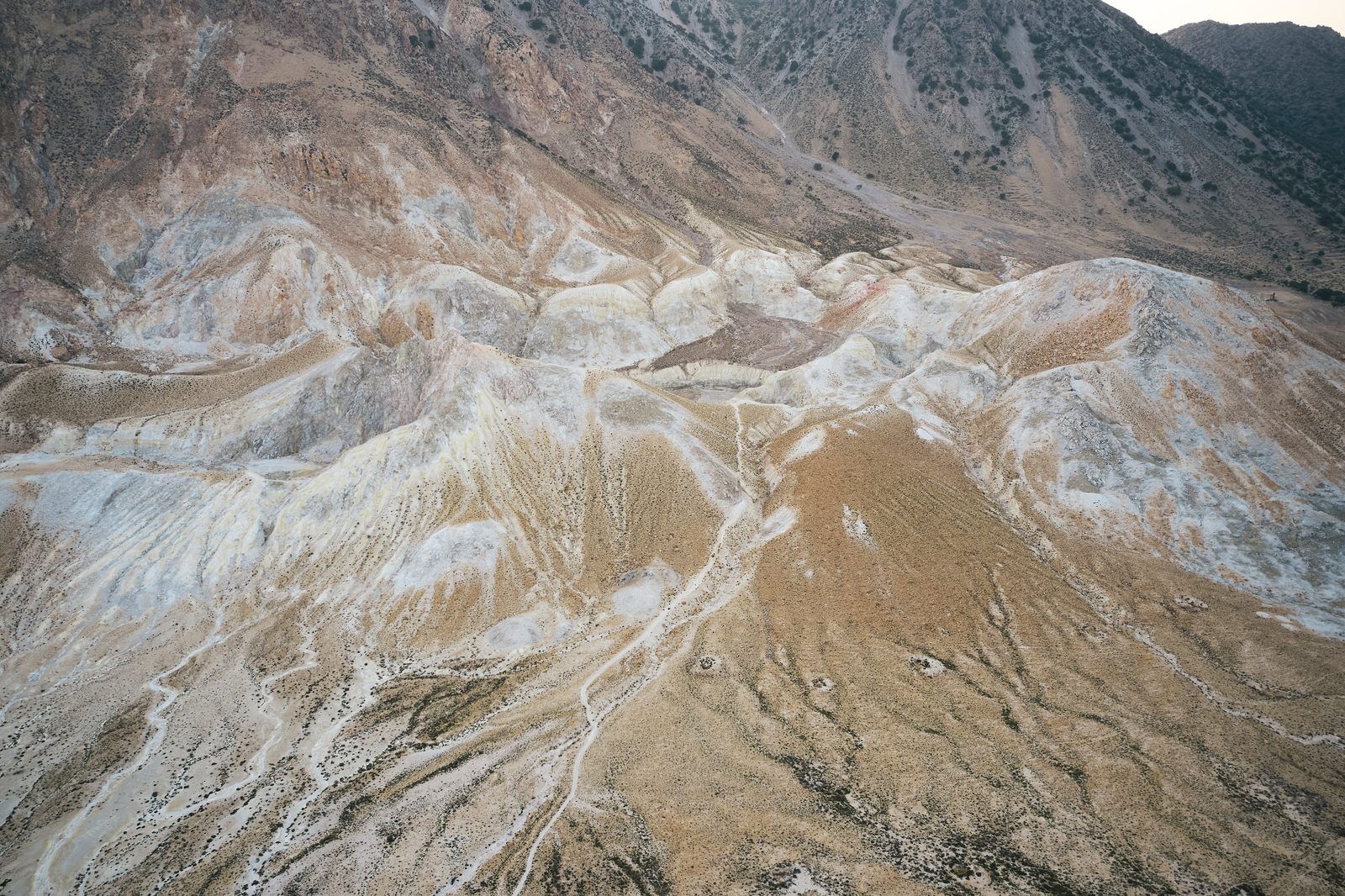 Les flancs du volcan