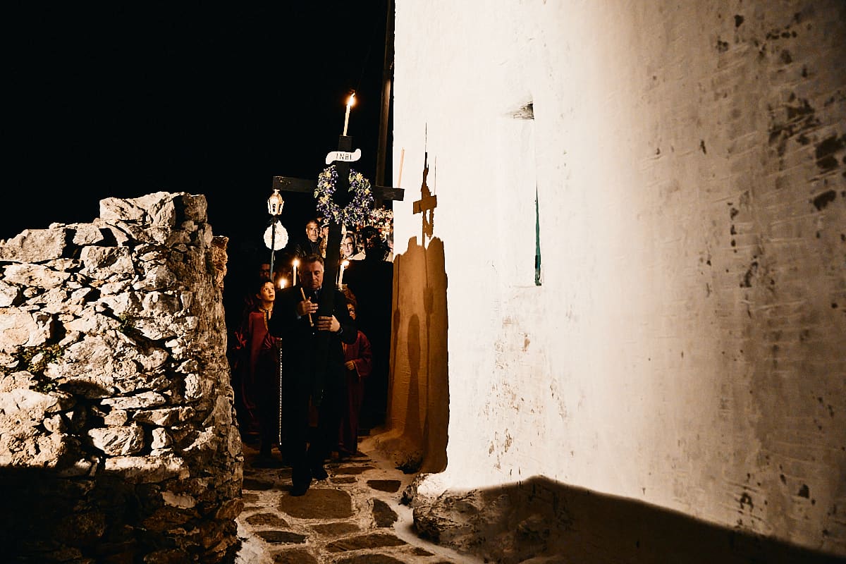 Procession de l'Épitaphe dans le village de Lagkada, Amorgos, Grèce
