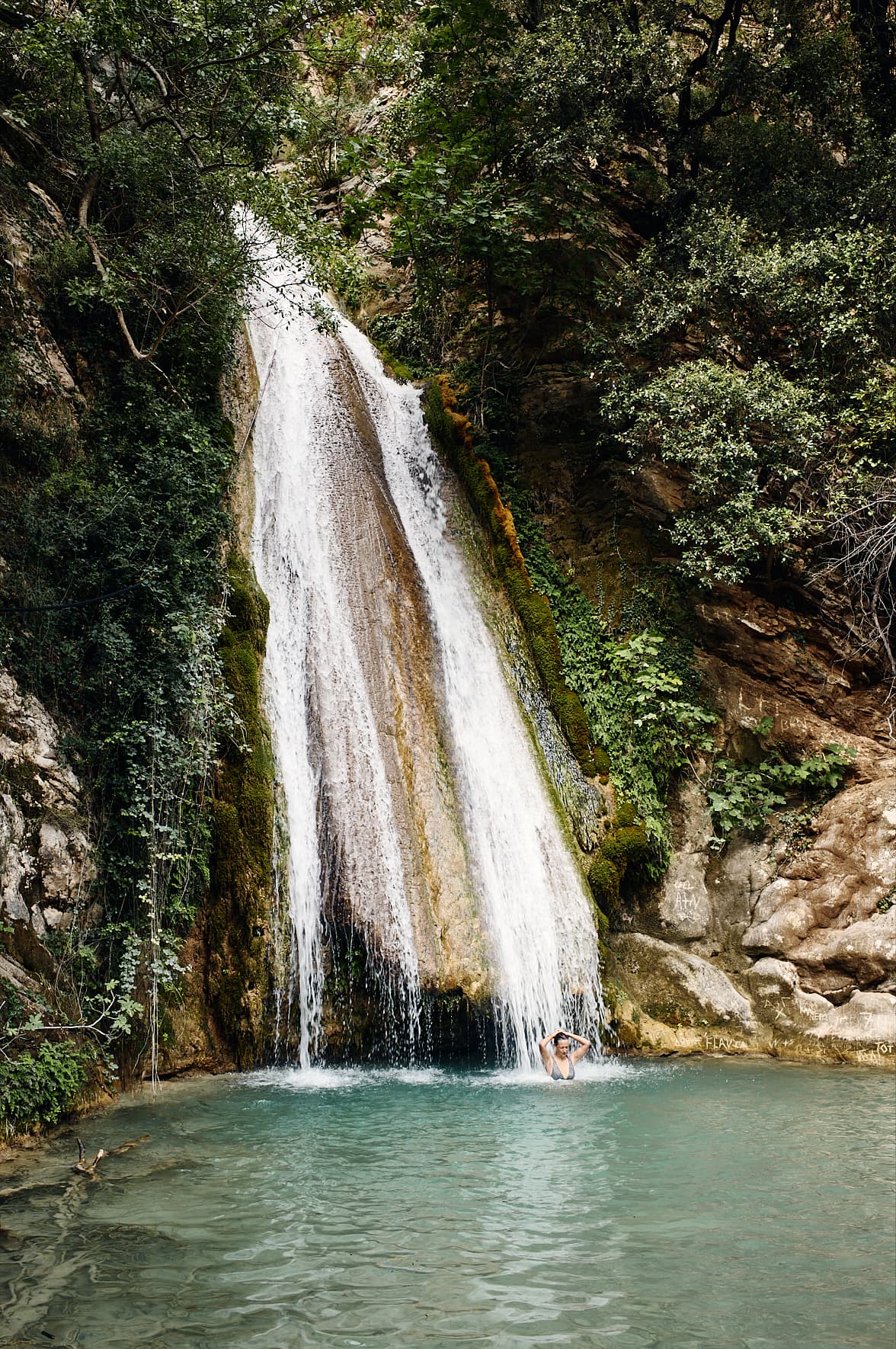 Chuttes d'eau dans les gorges de Neda