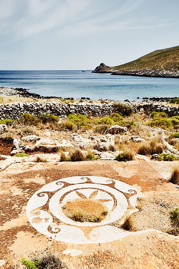 Mosaïque antique au cap Ténare, Magne, Péloponnèse, Grèce Mosaïque antique au cap Ténare, Magne, Péloponnèse, Grèce