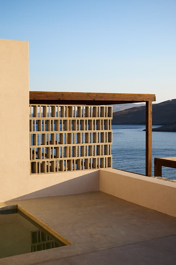 L'hôtel Yfēs à Kythnos, Grèce